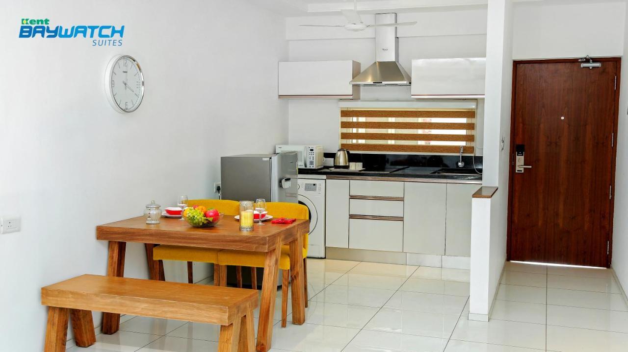 Kent Baywatch Suites Kochi Bagian luar foto